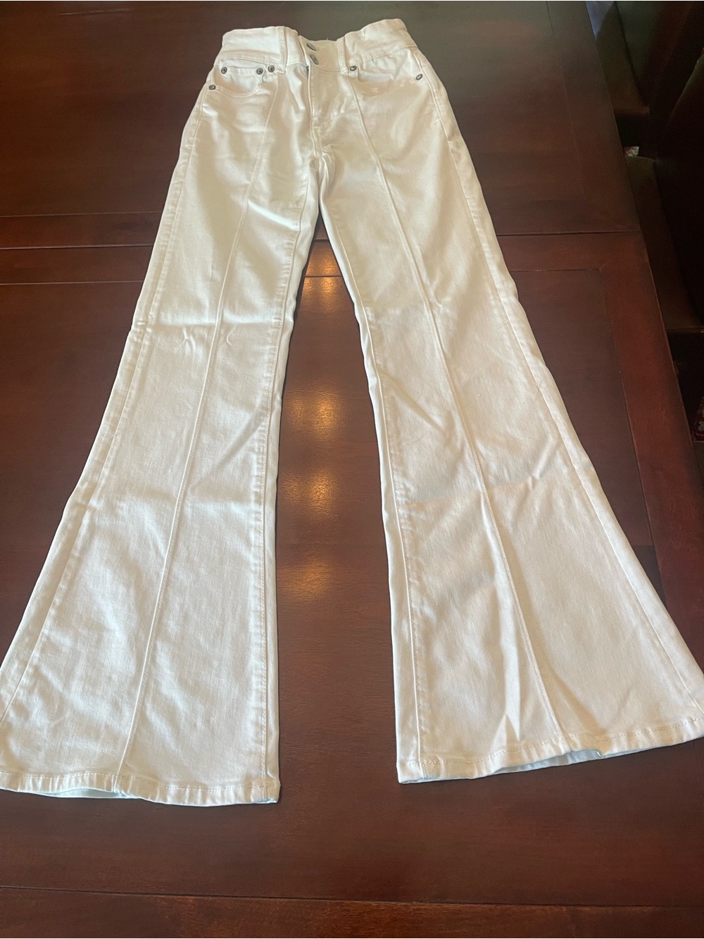 American Eagle White Flared Jeans
